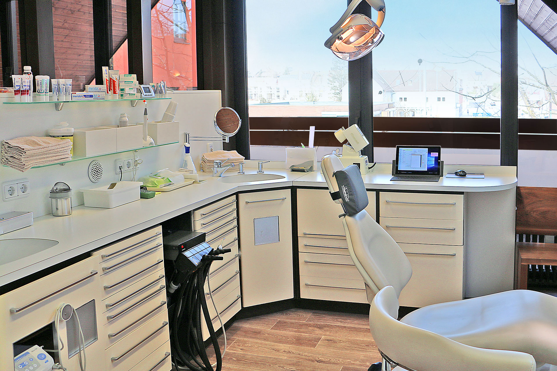 Behandlungszimmer Dr. Flierl