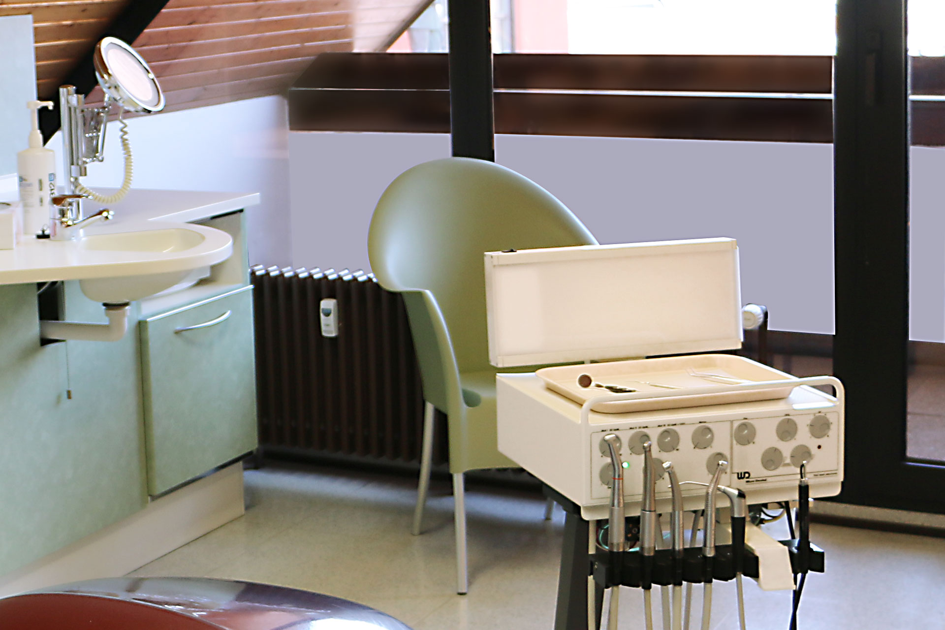 Behandlungszimmer Dr. Flierl